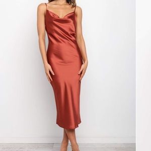 Petal and pup rust midi dress